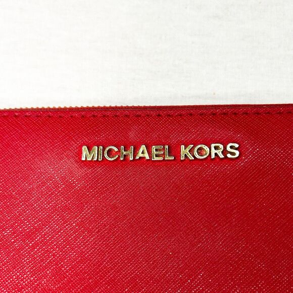 Michael Kors Jet Set Travel Continental Wallet, Red Saffiano Leather, Classic - Picture 3 of 6